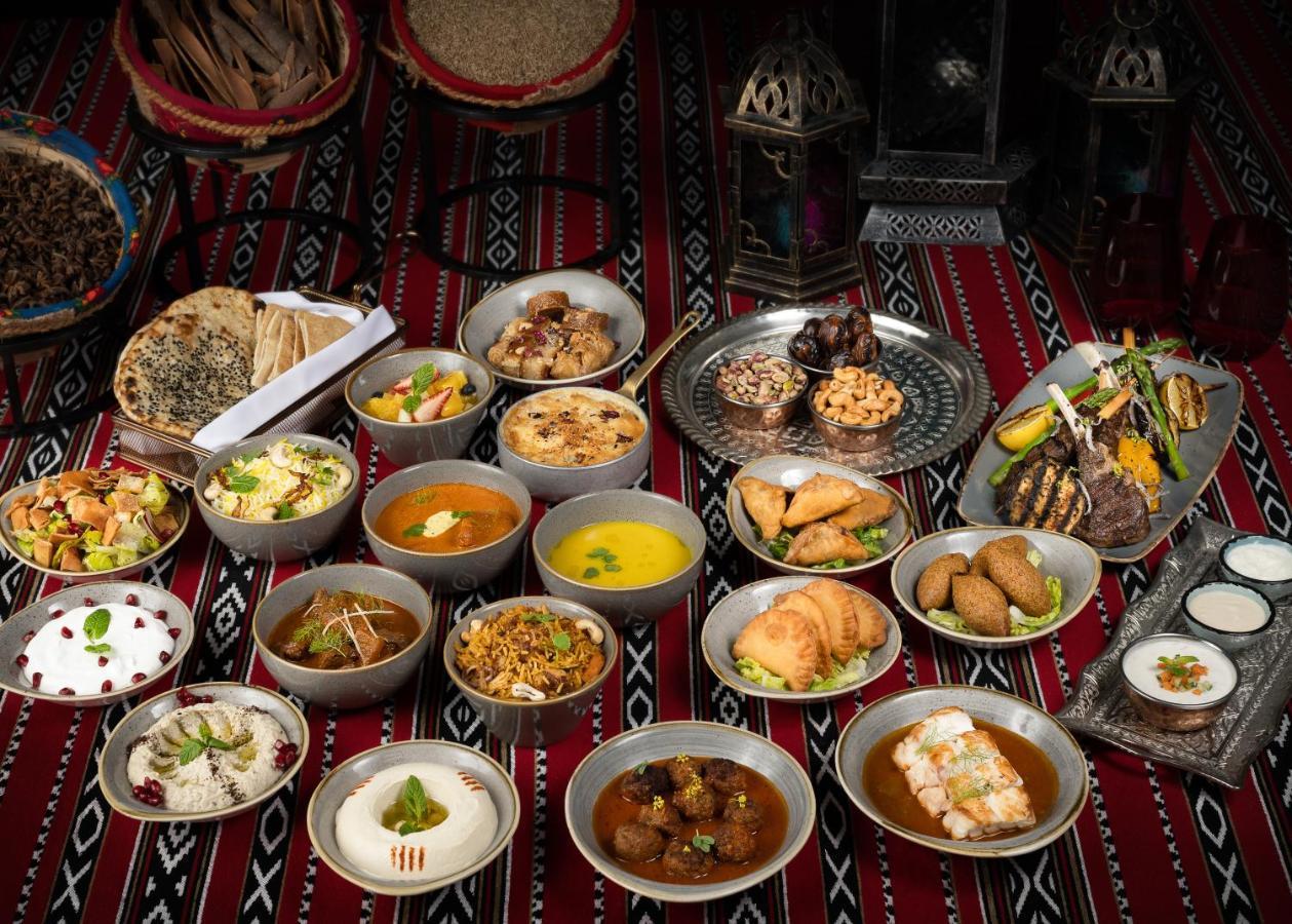 Centara West Bay Hotel & Residences Doha Ngoại thất bức ảnh A selection of traditional Emirati cuisine