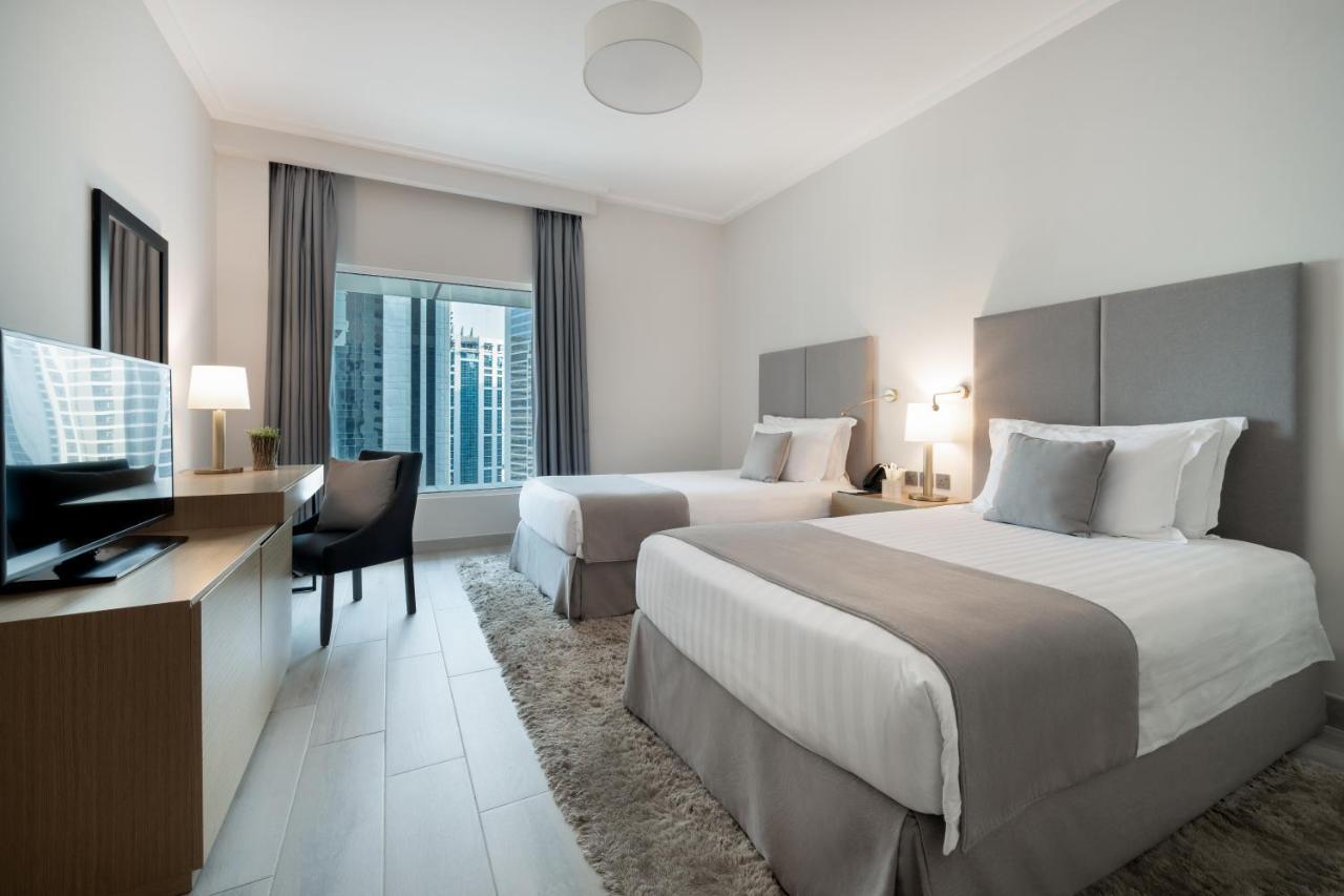 Centara West Bay Hotel & Residences Doha Ngoại thất bức ảnh A typical guest room at the hotel